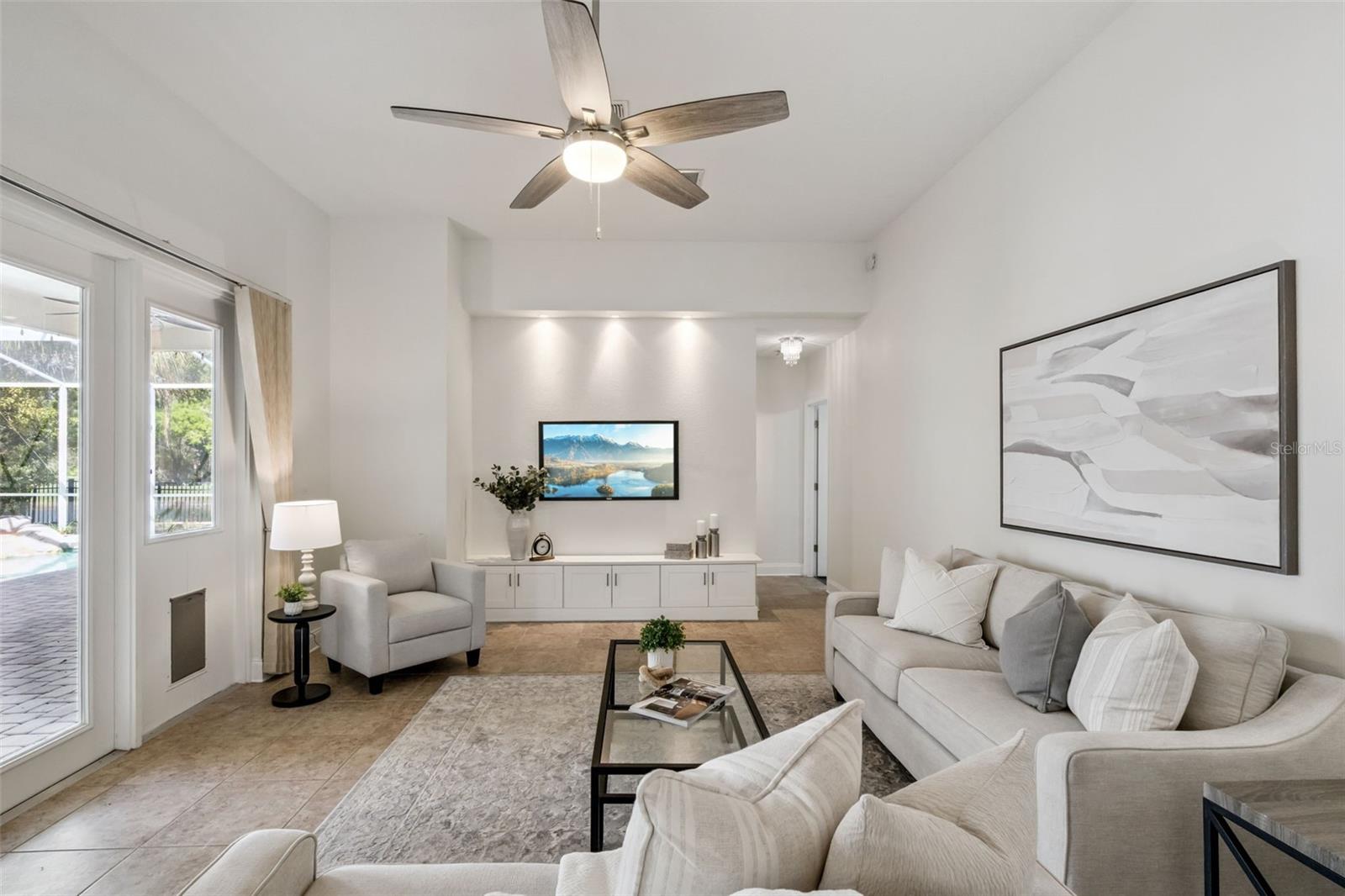 STONEYBROOK - Residential