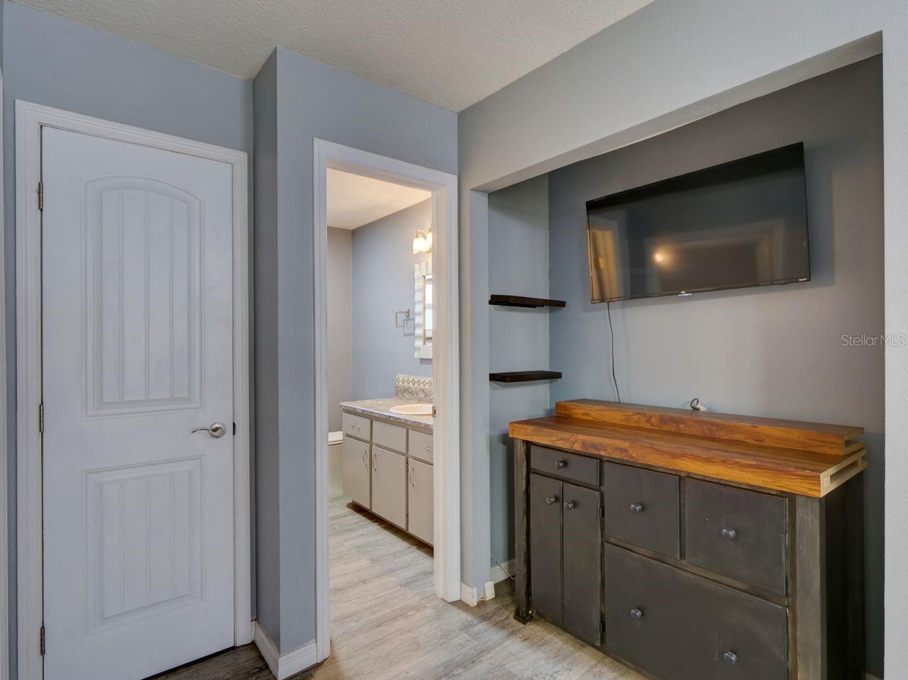 TRACYS POINT - Residential