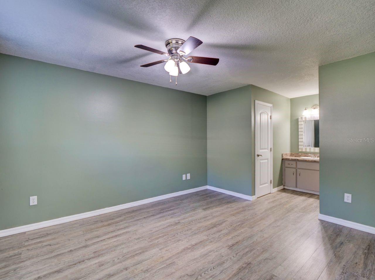 TRACYS POINT - Residential