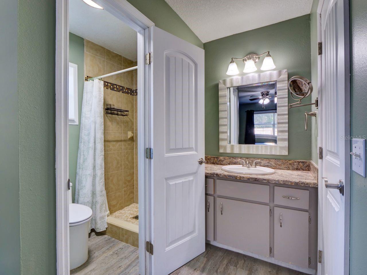 TRACYS POINT - Residential