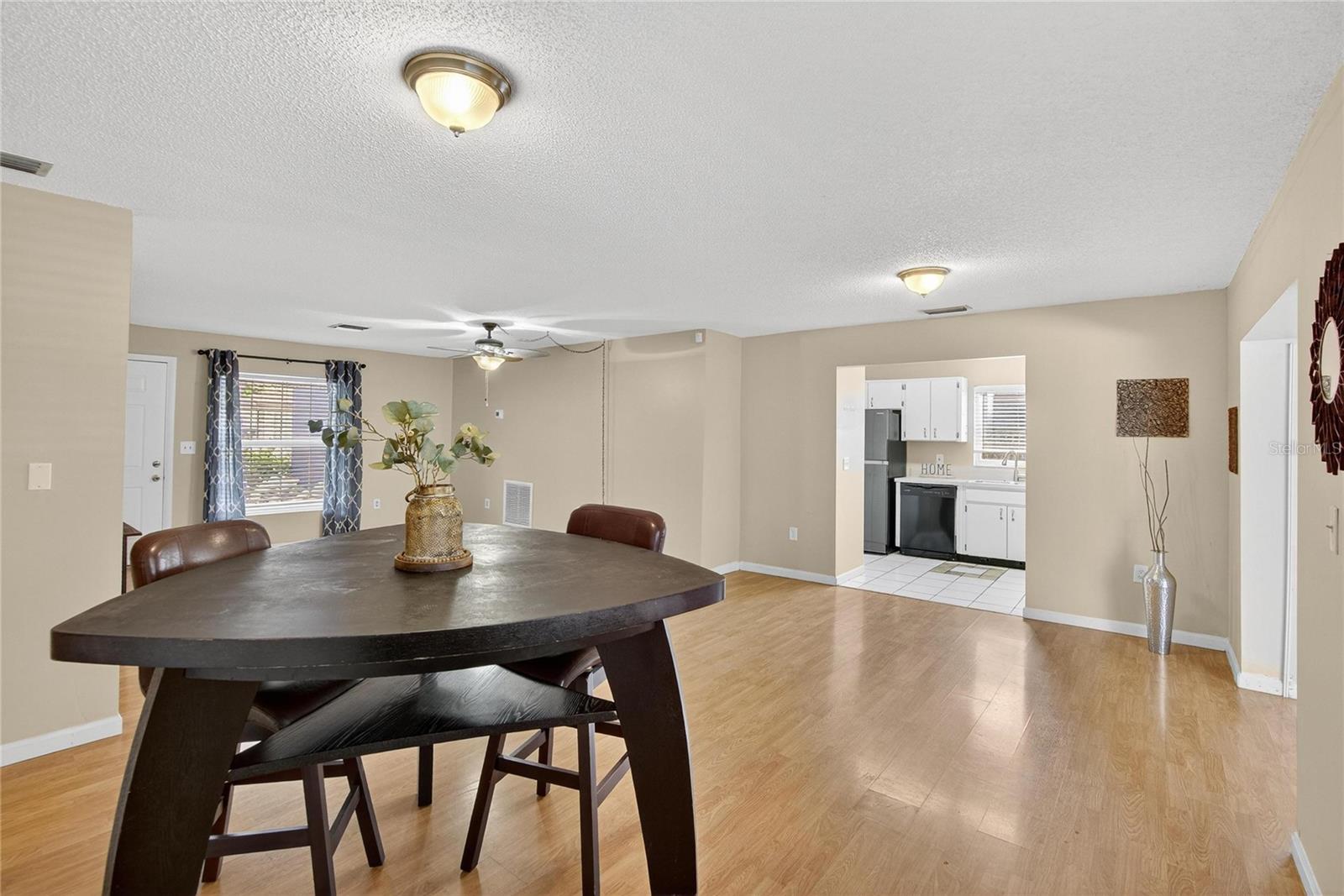 LAZY LANE ESTATES - Residential