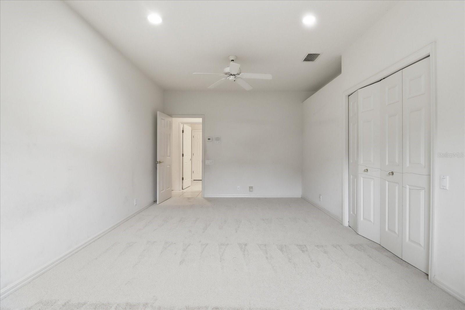 HAMPTON HILLS - Residential