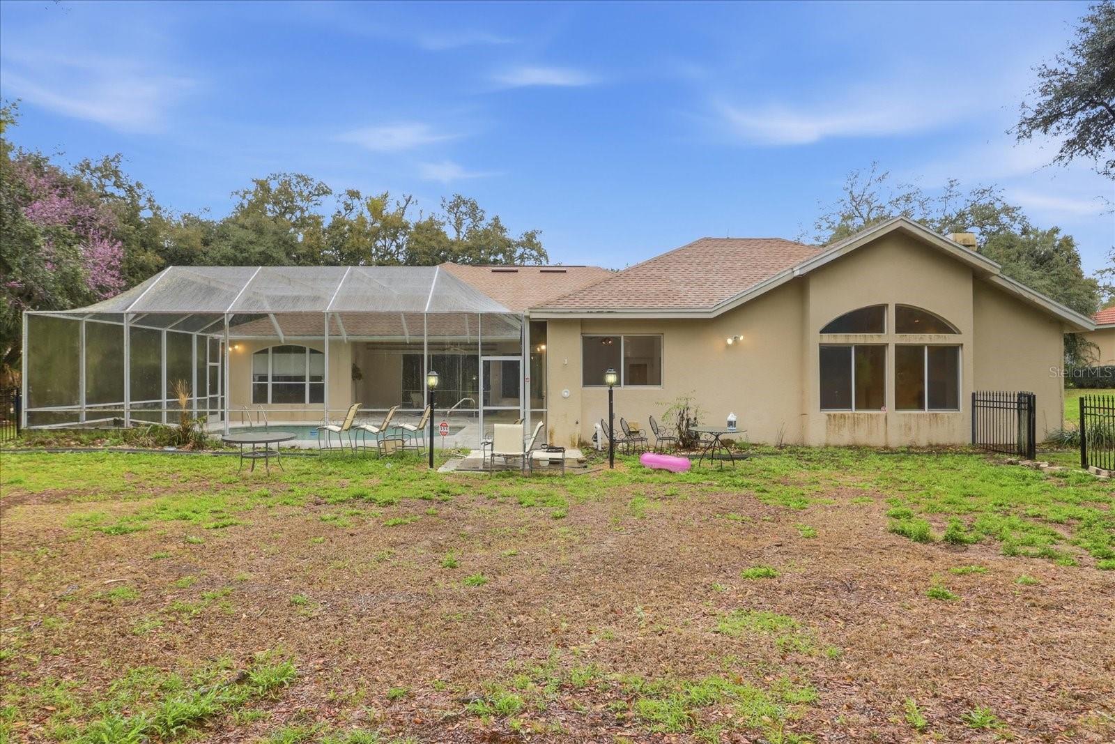 HAMPTON HILLS - Residential