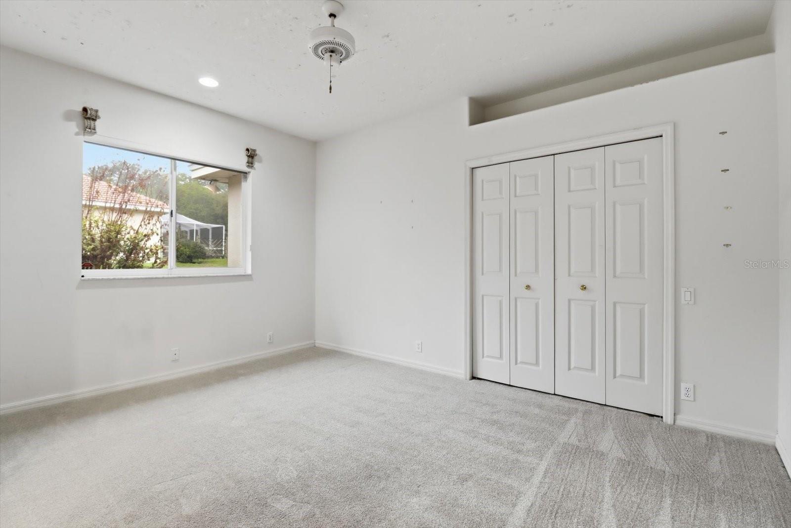 HAMPTON HILLS - Residential