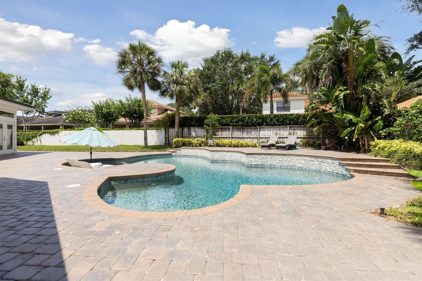 1327 BRIDGEPORT DRIVE