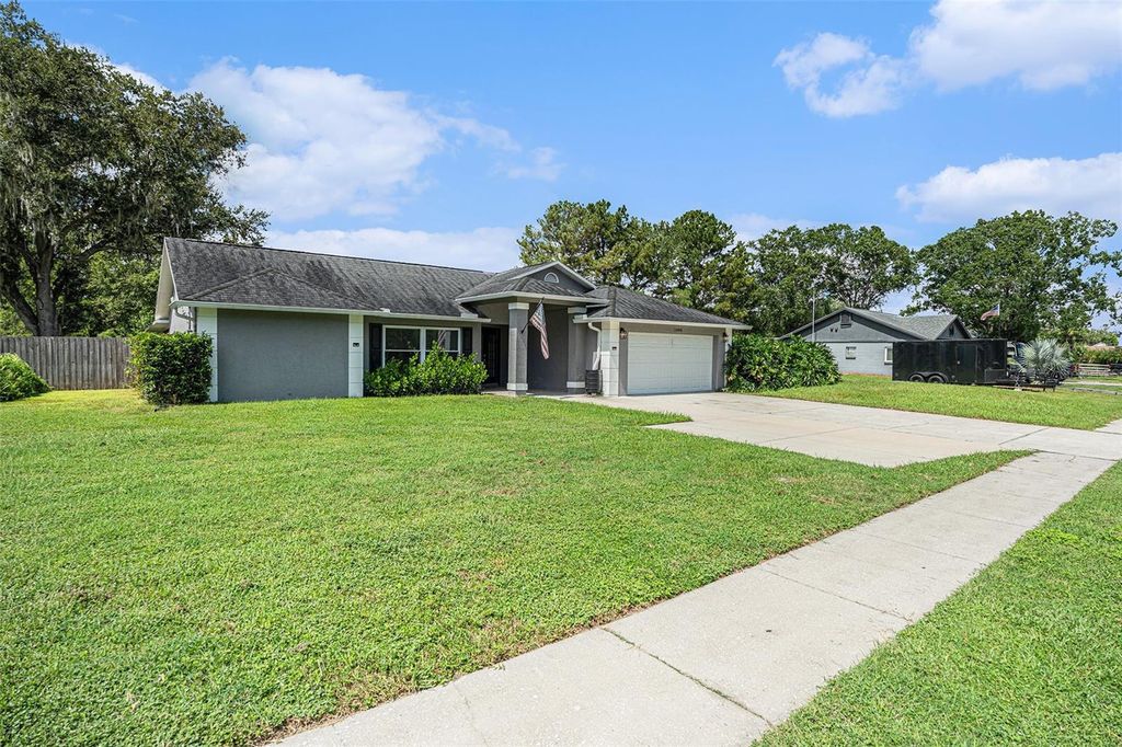 Photo of 18408 Hanna Road, Lutz, FL 33549 (MLS # TB8432405)
