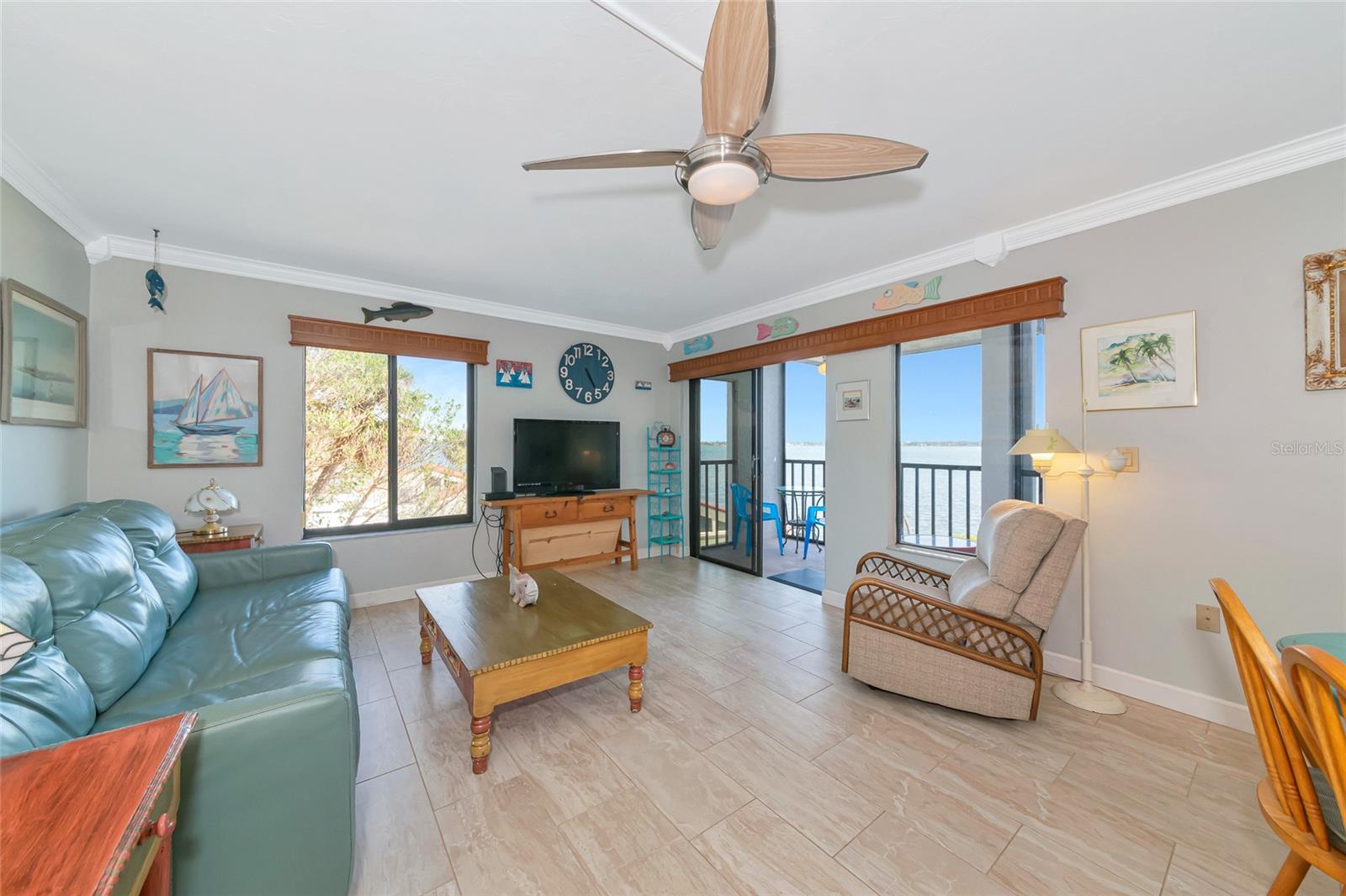 2955 N BEACH ROAD A422
