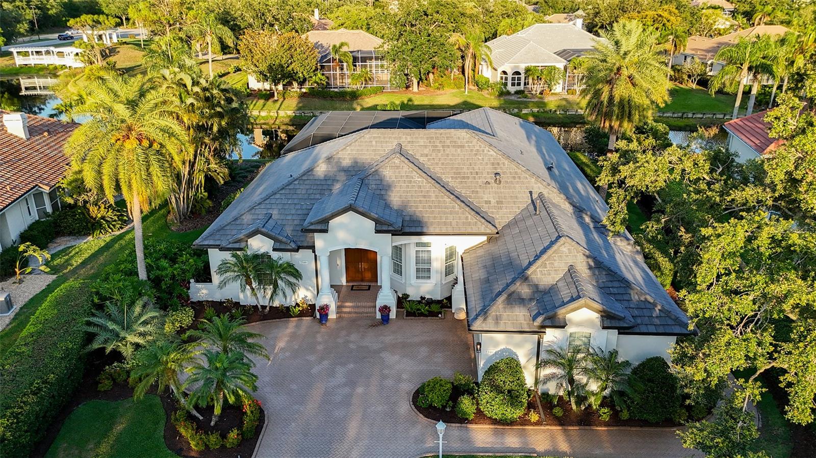 7340 BARCLAY COURT