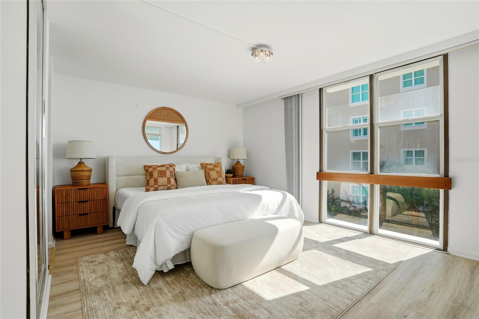 BREAKERS THE CONDO - Residential