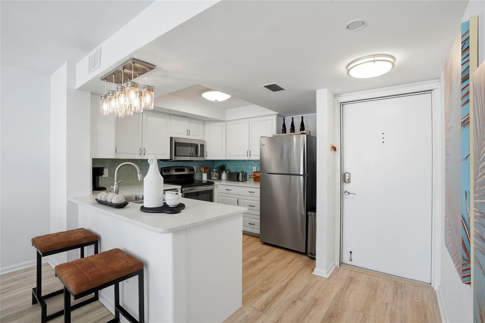 BREAKERS THE CONDO - Residential