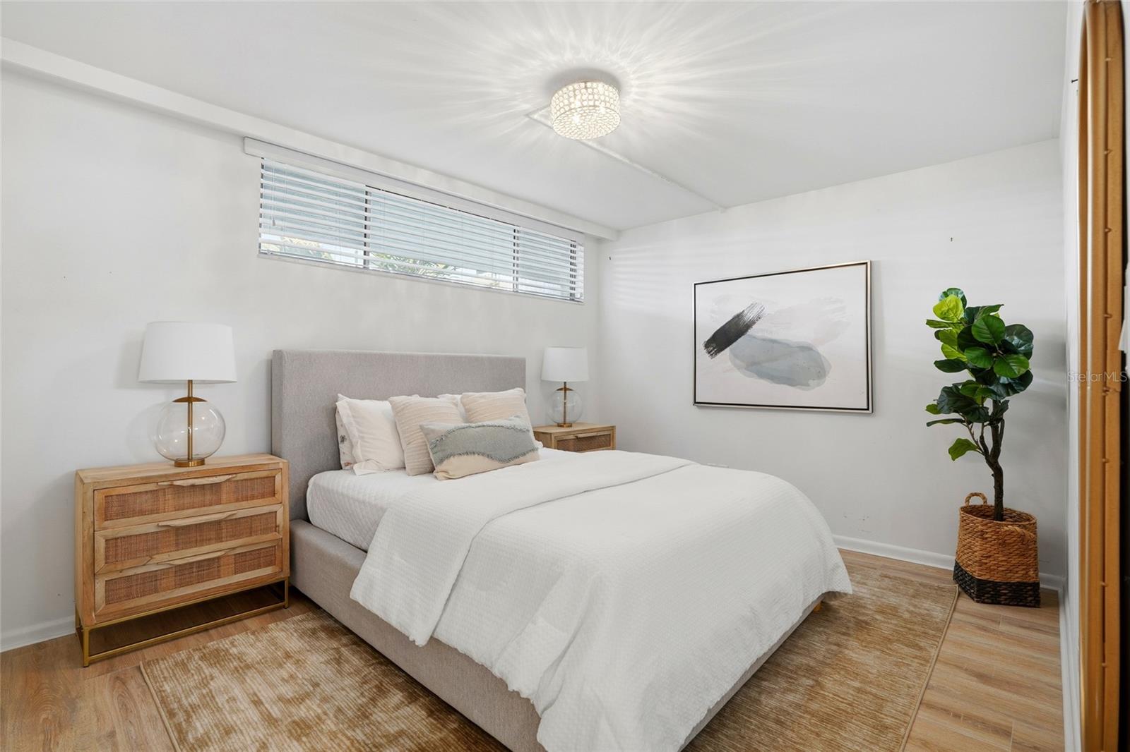 BREAKERS THE CONDO - Residential