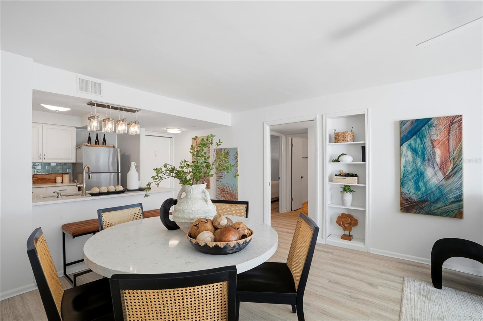 BREAKERS THE CONDO - Residential