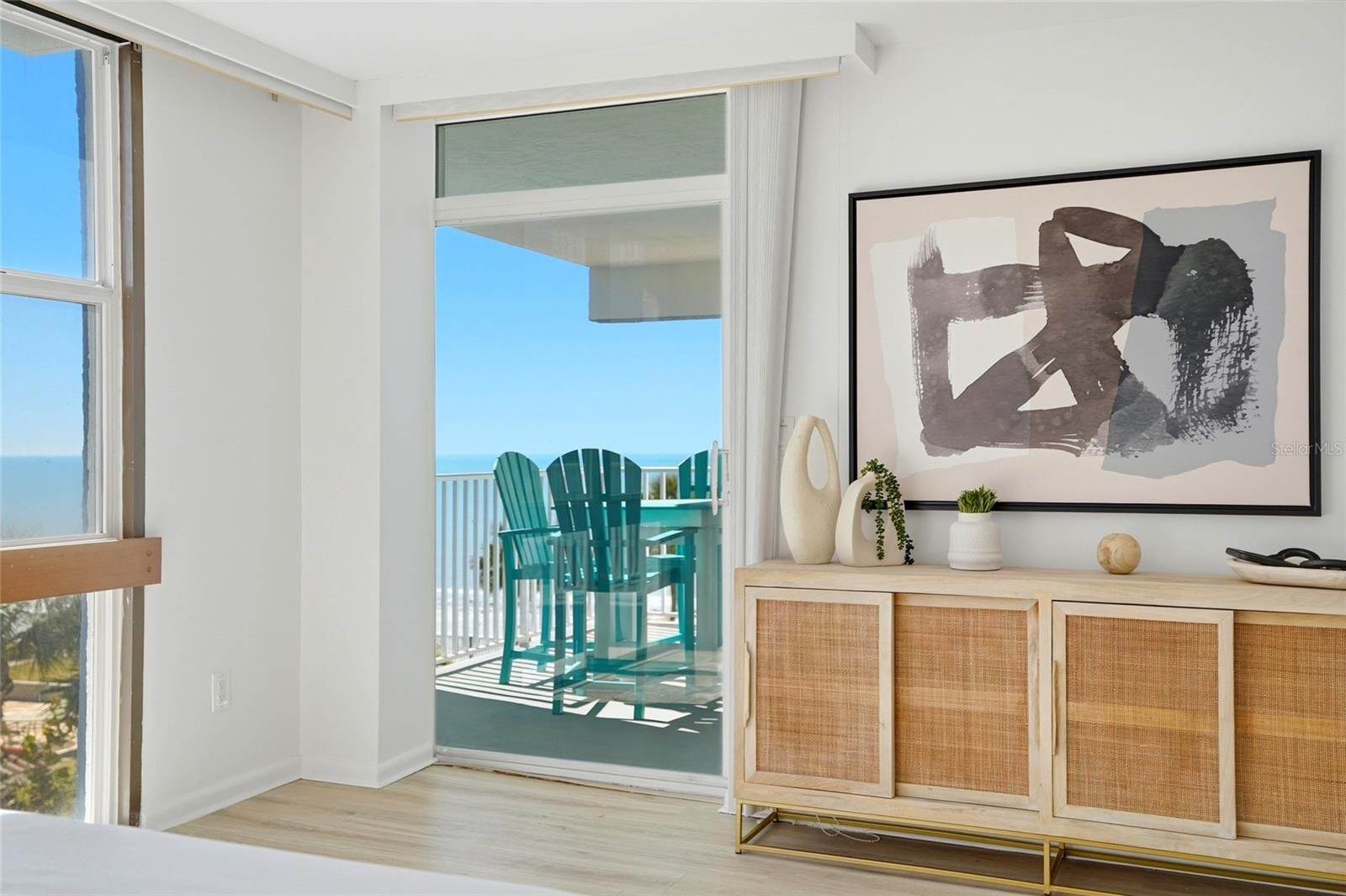 BREAKERS THE CONDO - Residential