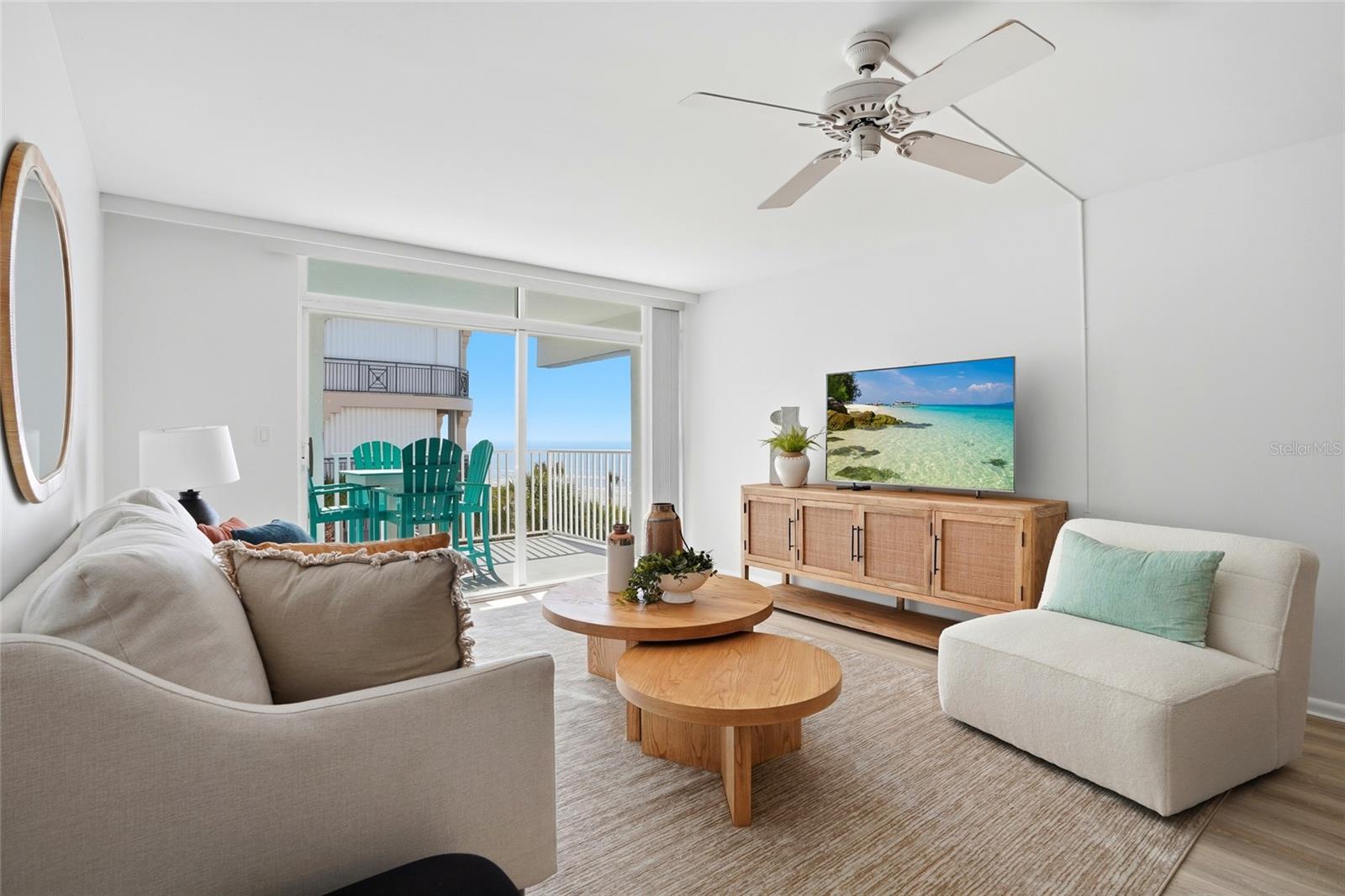 BREAKERS THE CONDO - Residential