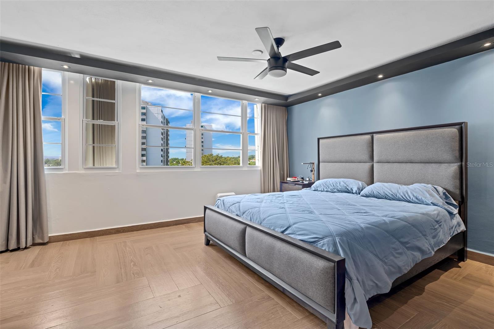 IBERIA 2 - Residential