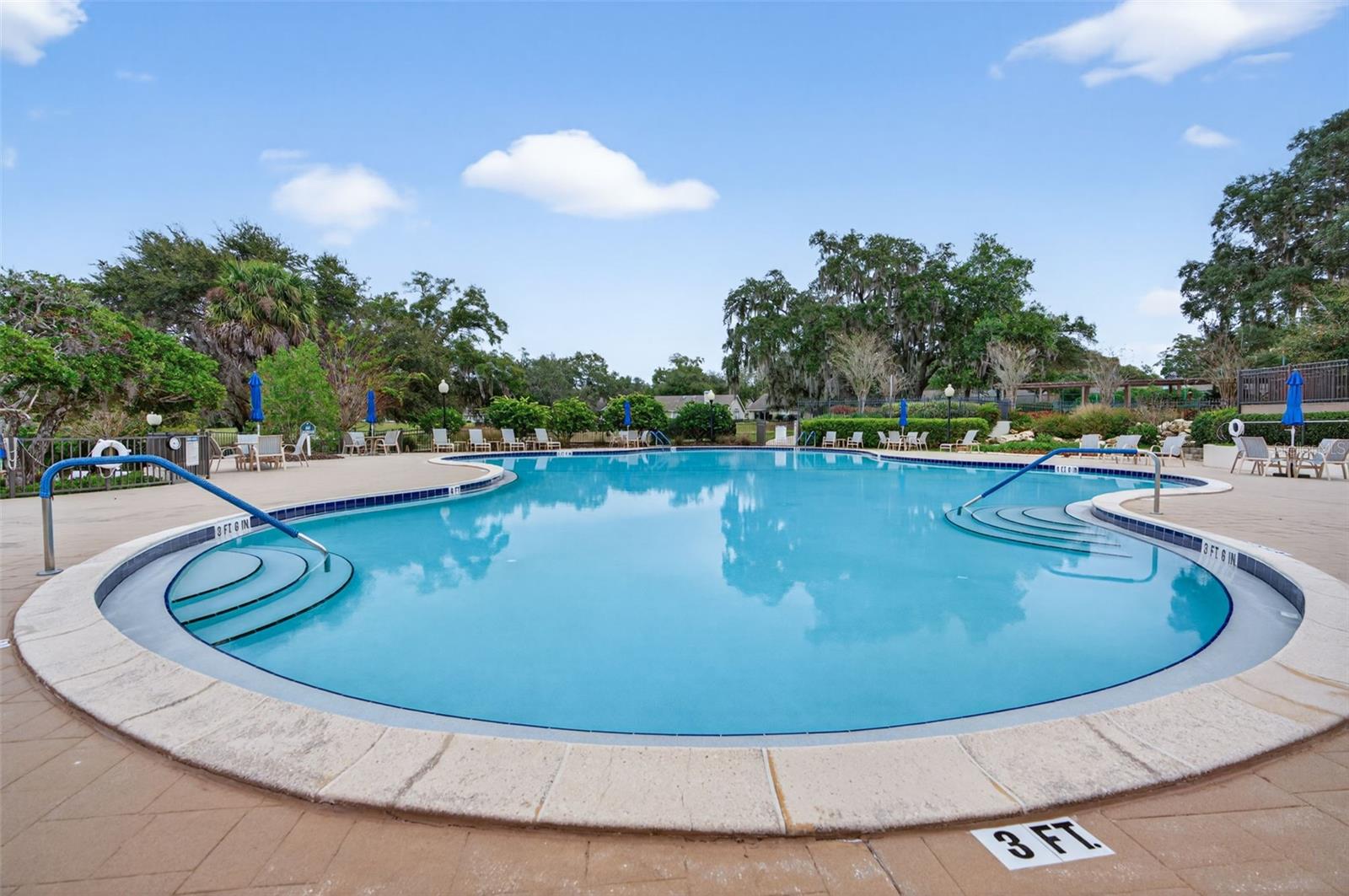 PINEHURST VILLAGE - Residential