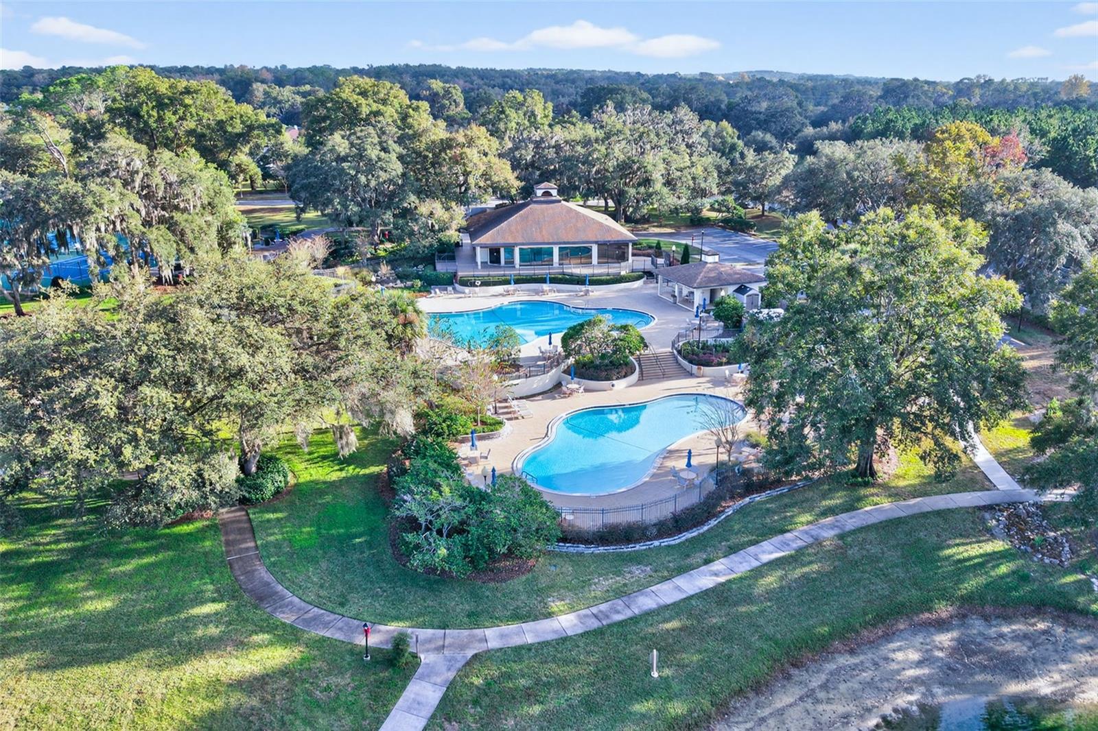 PINEHURST VILLAGE - Residential