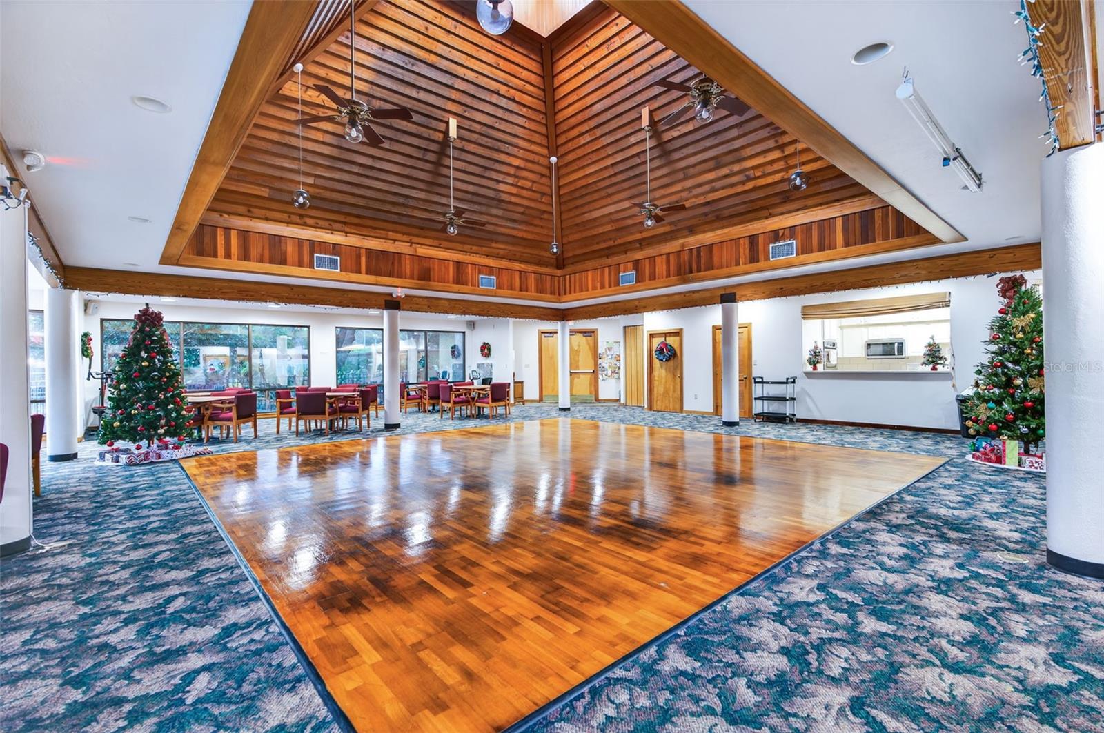 PINEHURST VILLAGE - Residential