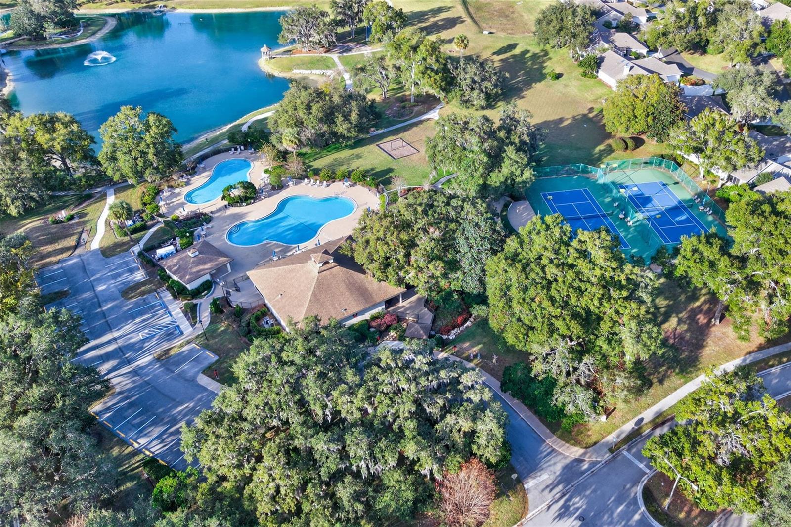 PINEHURST VILLAGE - Residential