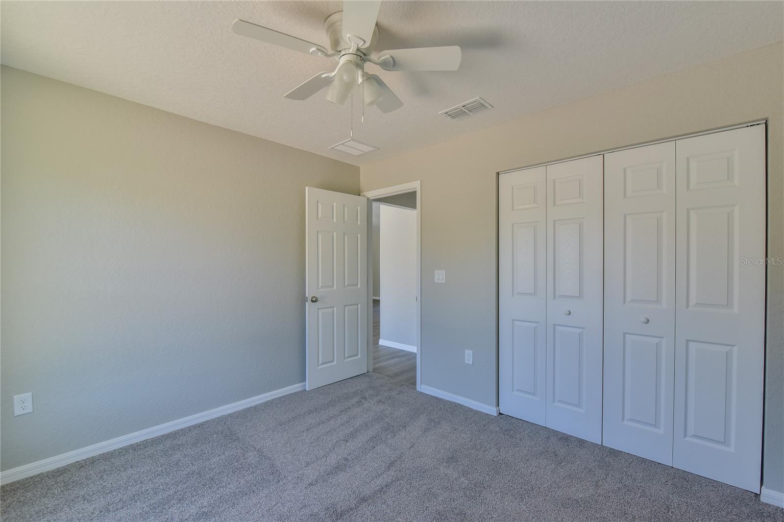 SILVER SPRINGS SHORES - Residential