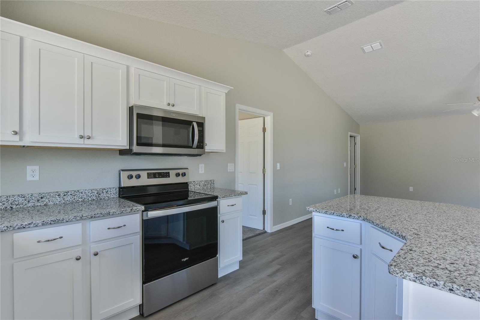 Search Properties for Sale 4 5 OAK RUN