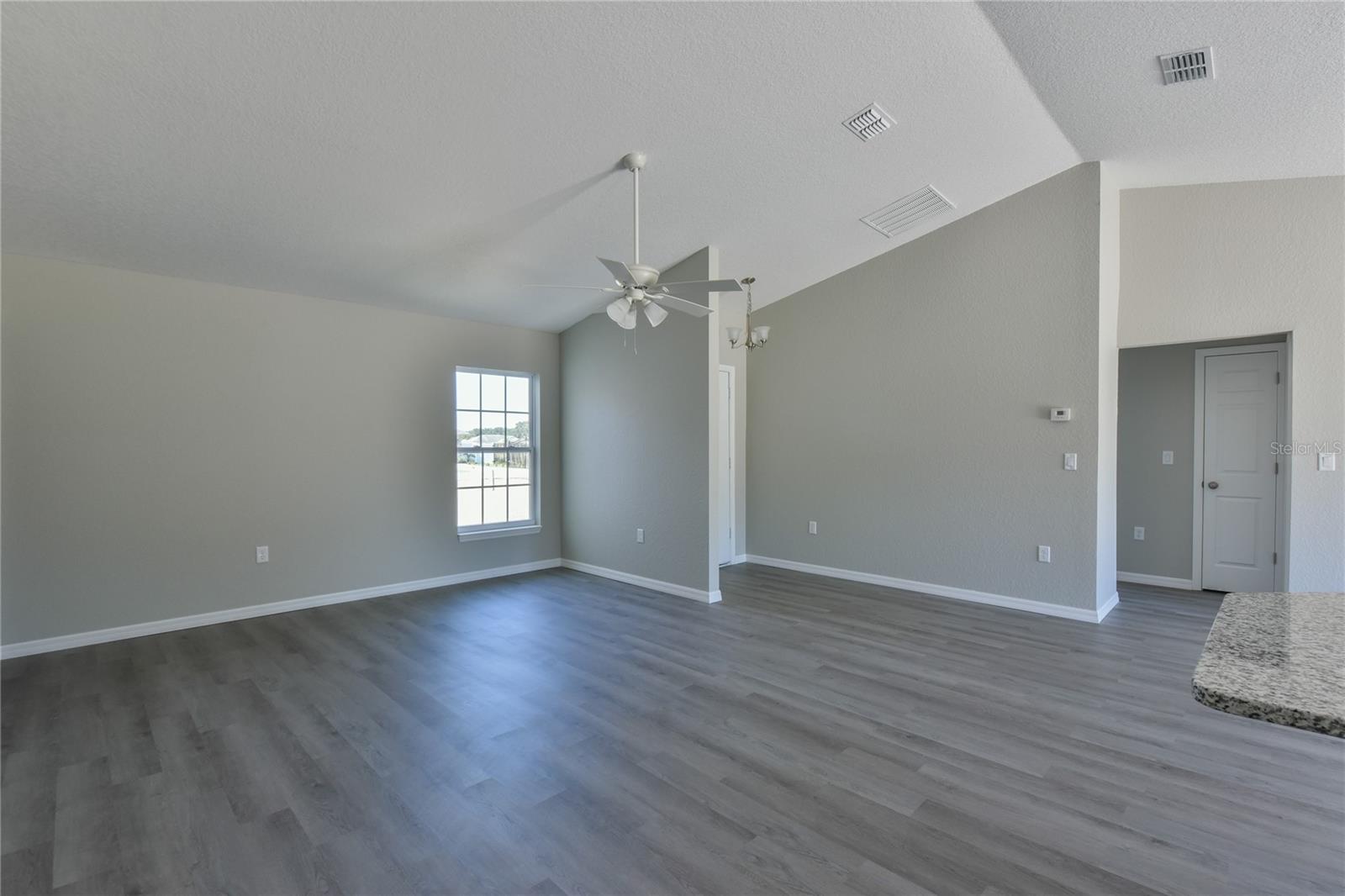 SILVER SPRINGS SHORES - Residential