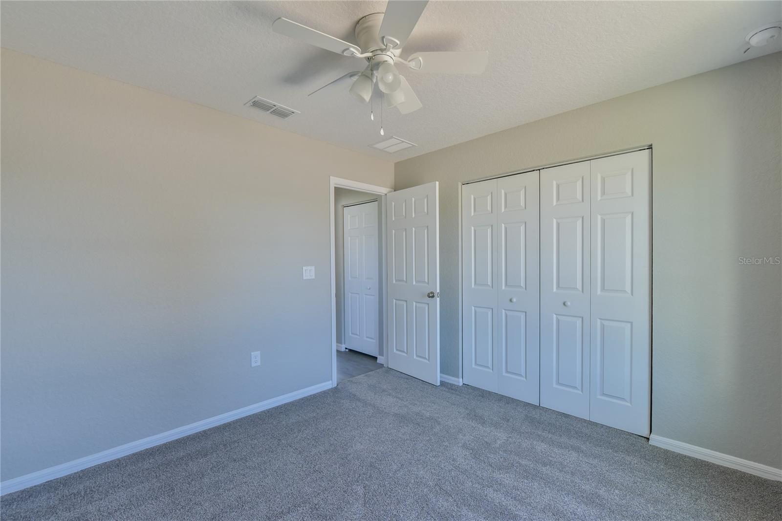 SILVER SPRINGS SHORES - Residential