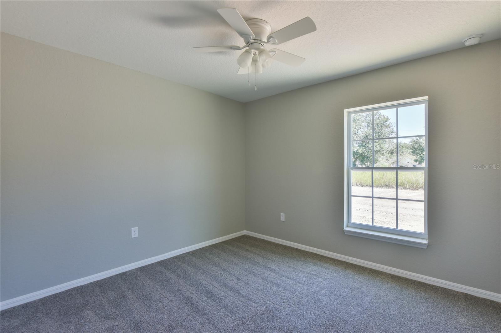 SILVER SPRINGS SHORES - Residential
