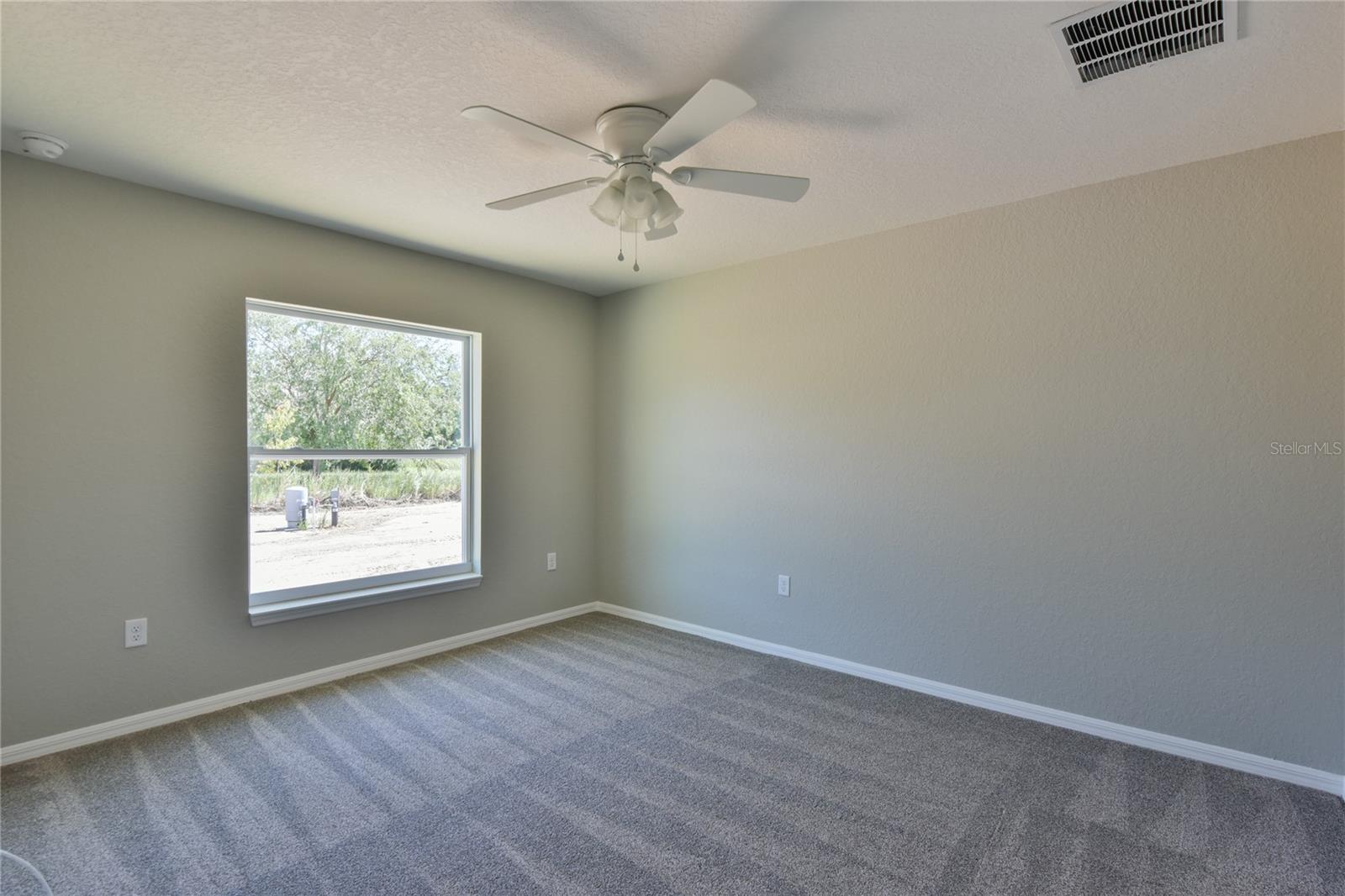 SILVER SPRINGS SHORES - Residential