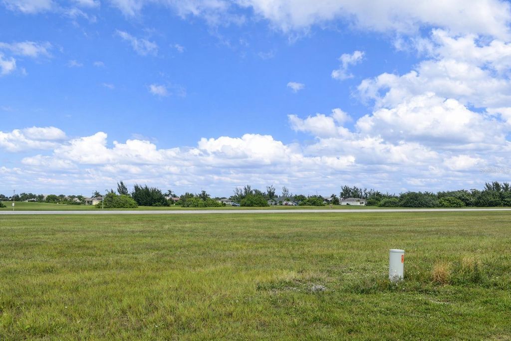 Photo of 3027 Northwest 7th Ter, Cape Coral, FL 33993 (MLS # O6388657)