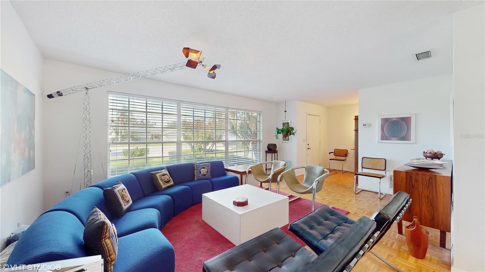 2670 RED OAK COURT