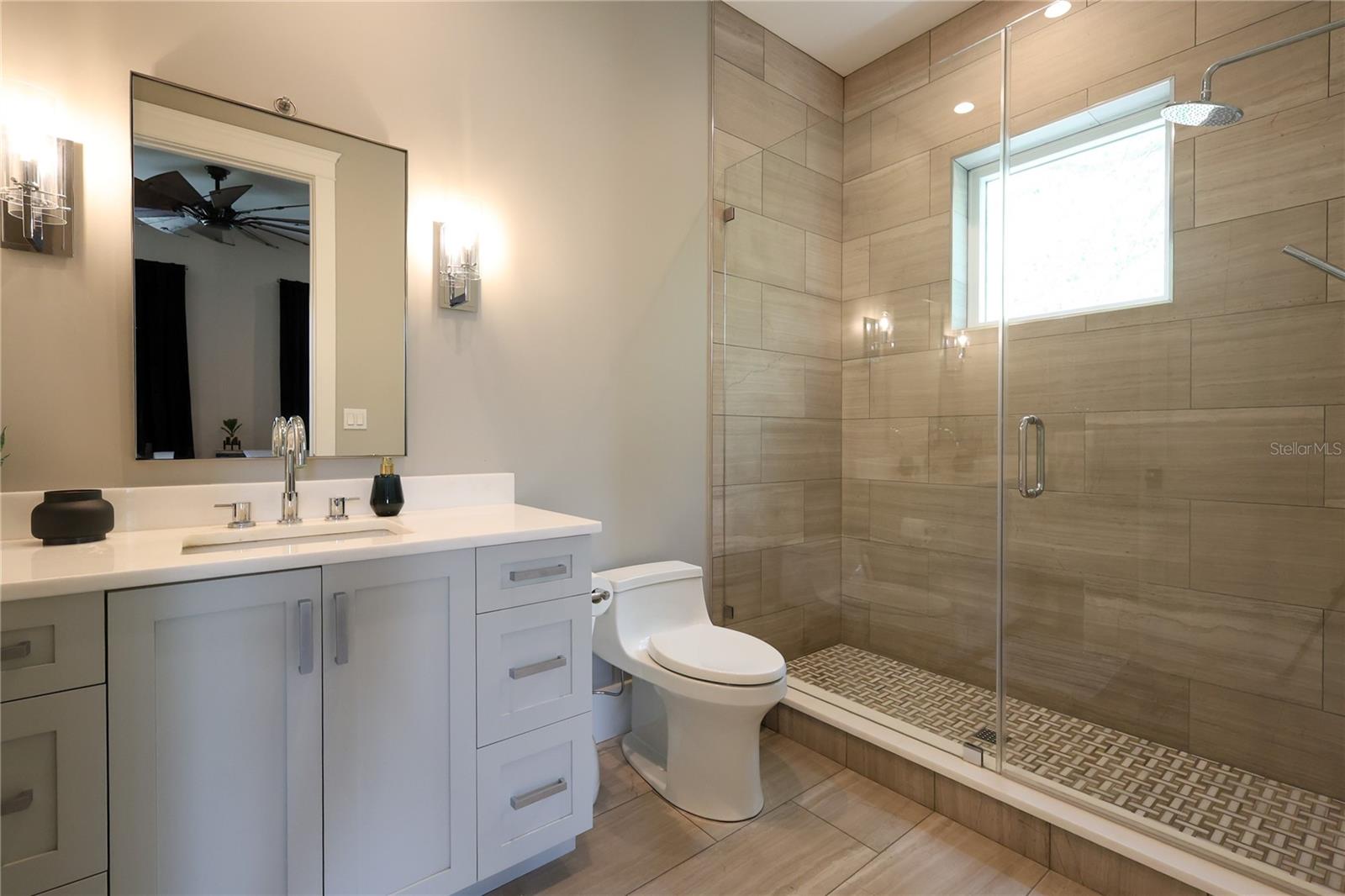 PARKLAND ESTATES REV - Residential Lease