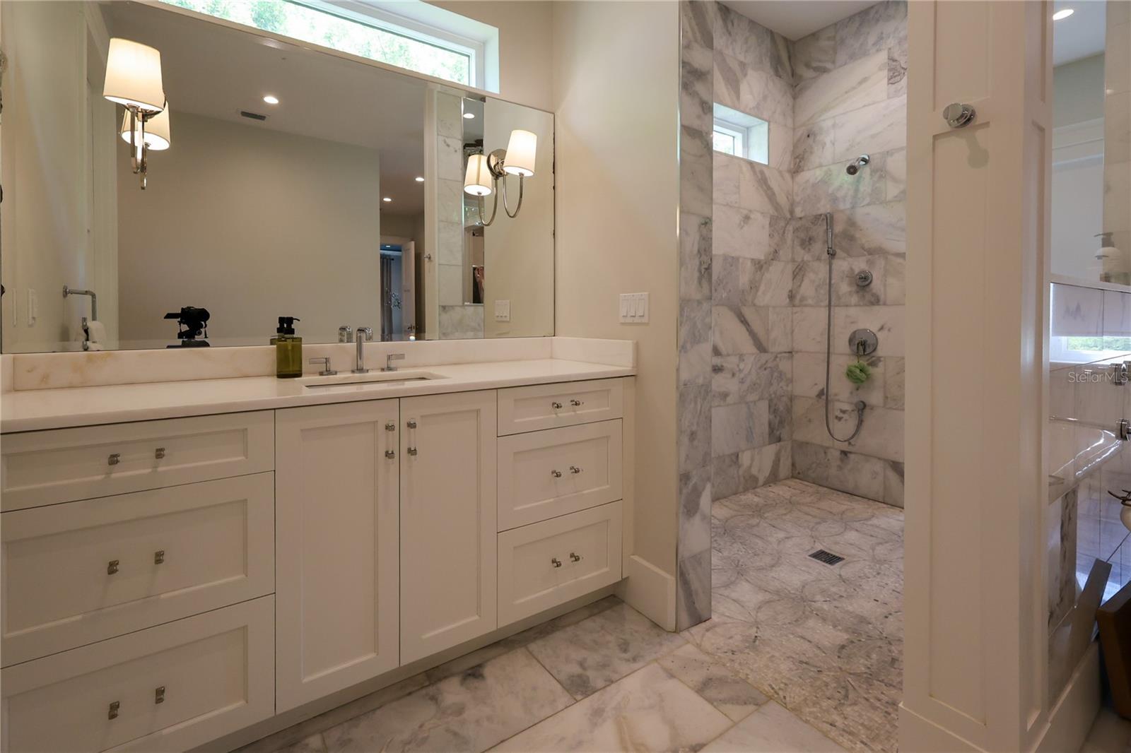 PARKLAND ESTATES REV - Residential Lease