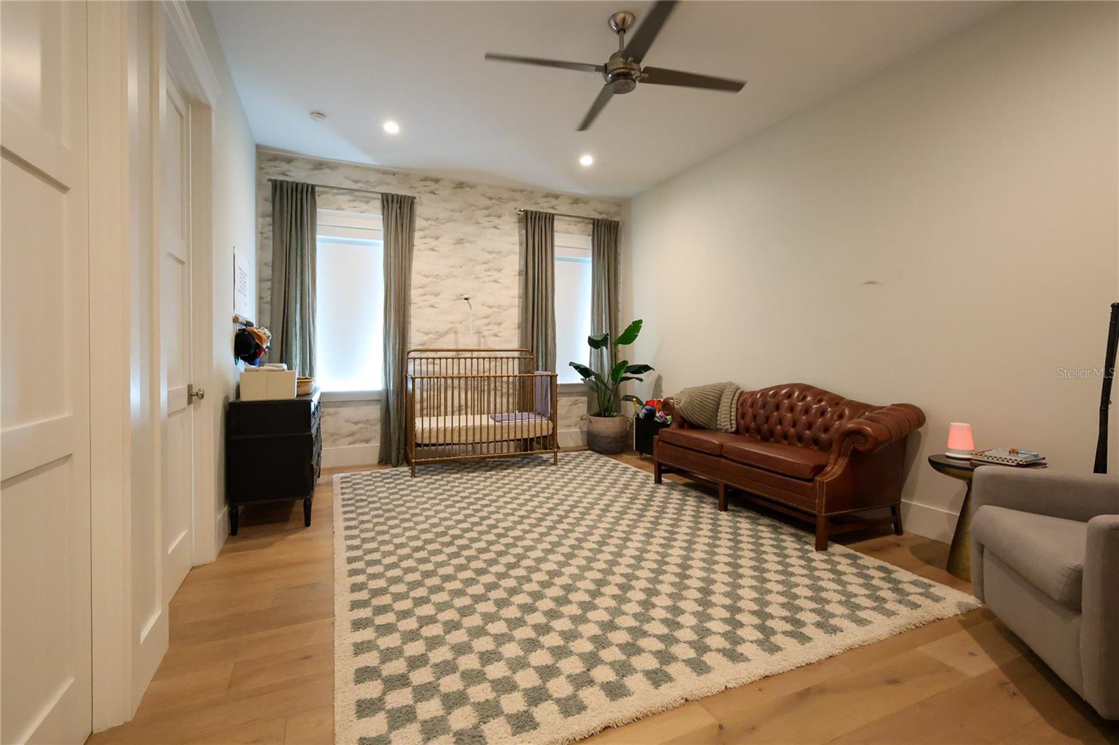 PARKLAND ESTATES REV - Residential Lease