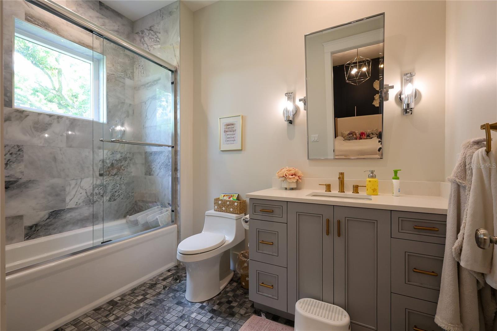 PARKLAND ESTATES REV - Residential Lease