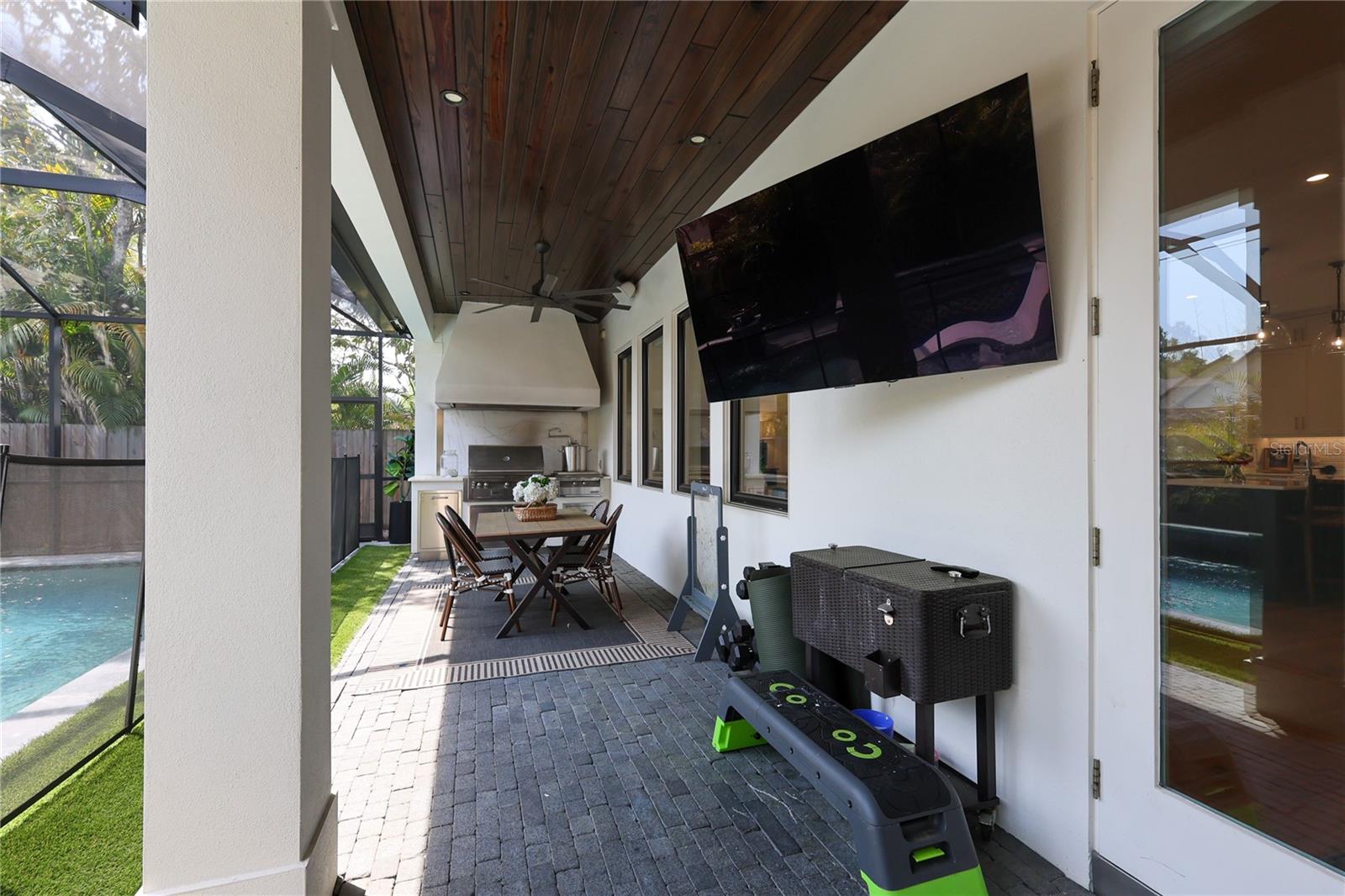 PARKLAND ESTATES REV - Residential Lease