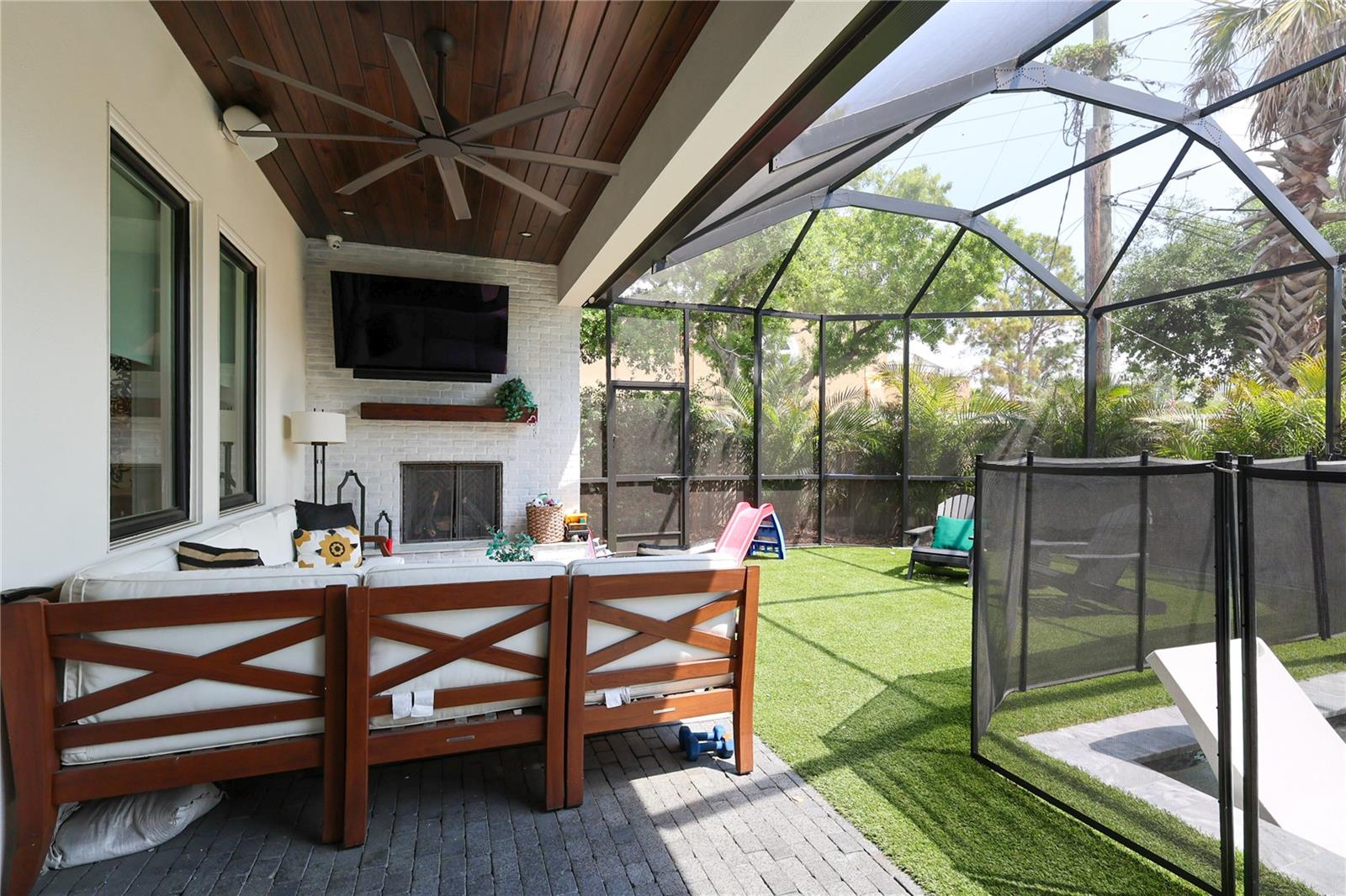 PARKLAND ESTATES REV - Residential Lease