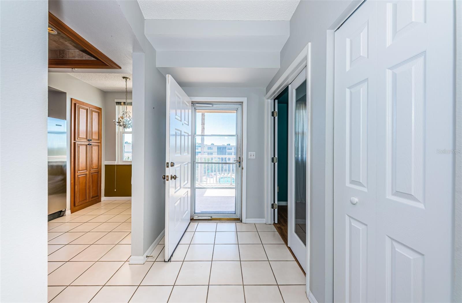 6315 SHORELINE DRIVE 3305