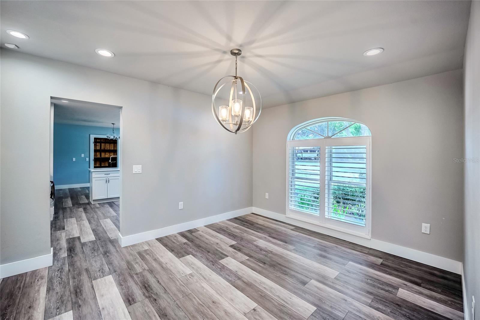 WOODFIELDS - Residential