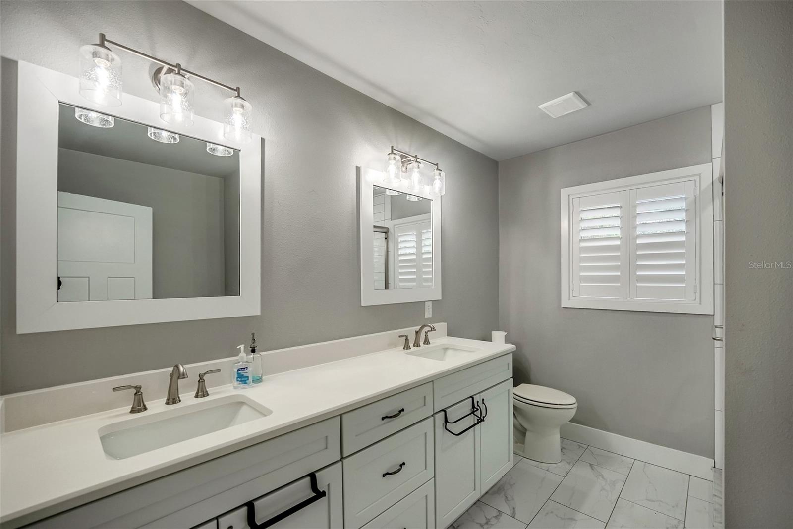 WOODFIELDS - Residential