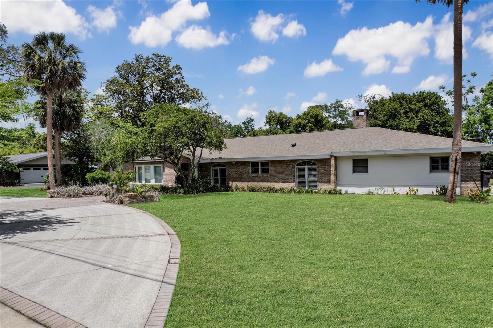 WOODFIELDS - Residential