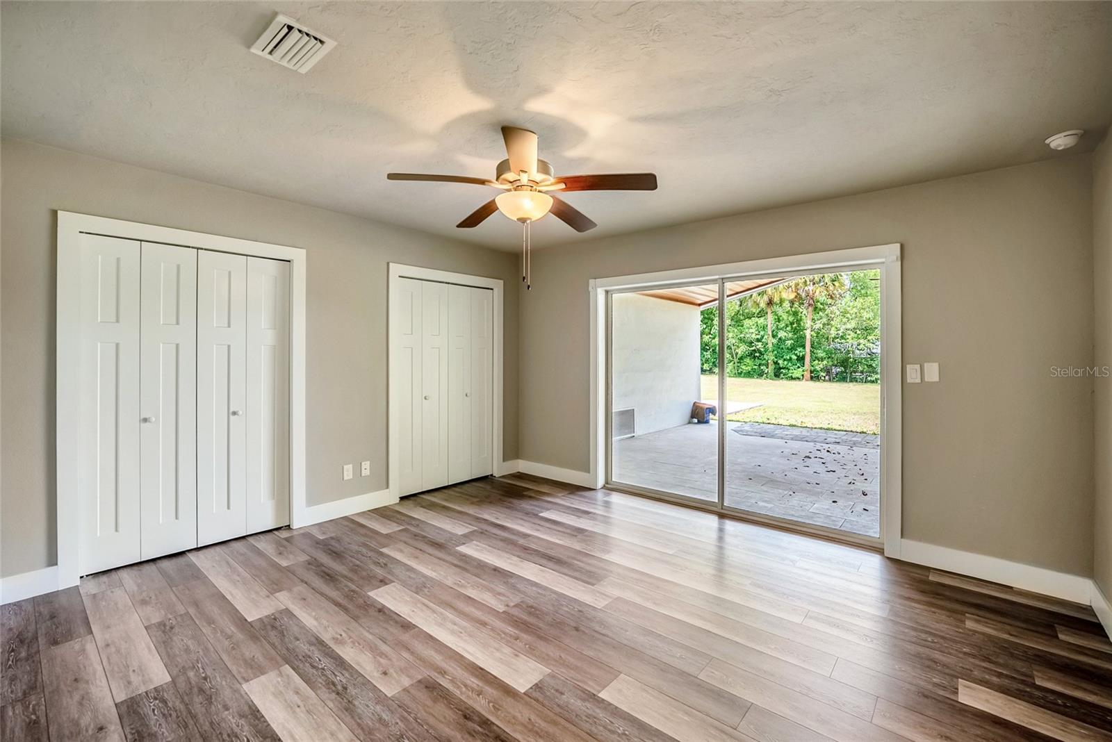 WOODFIELDS - Residential