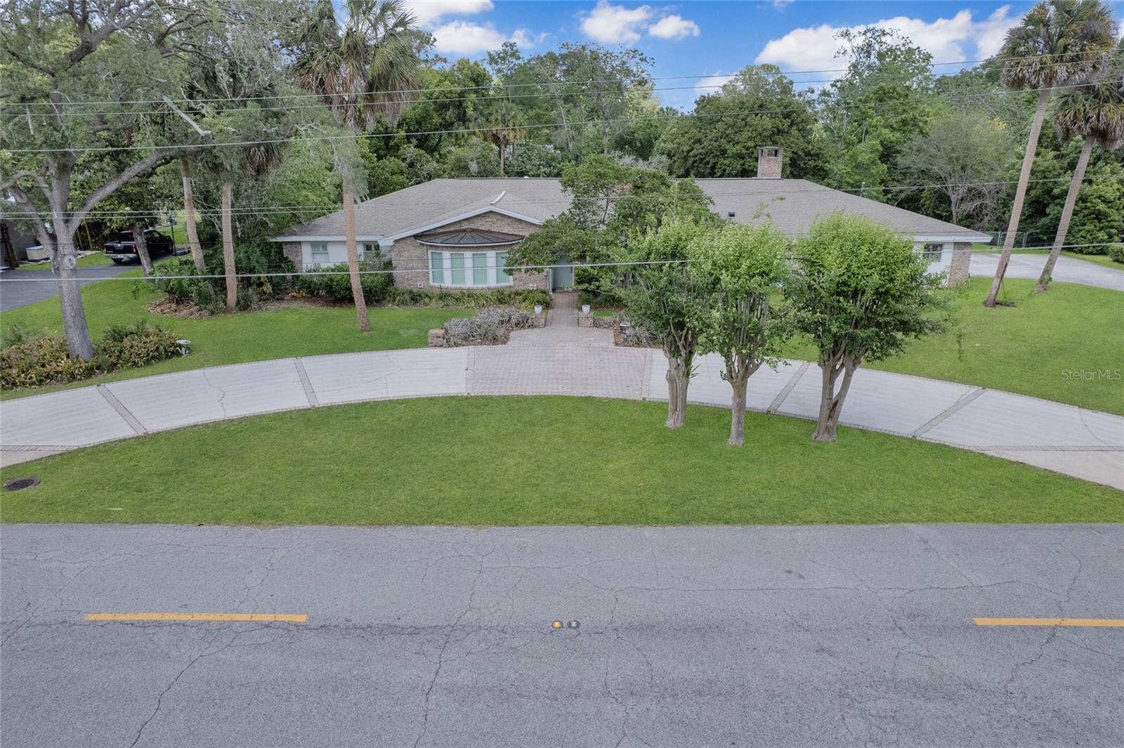 WOODFIELDS - Residential