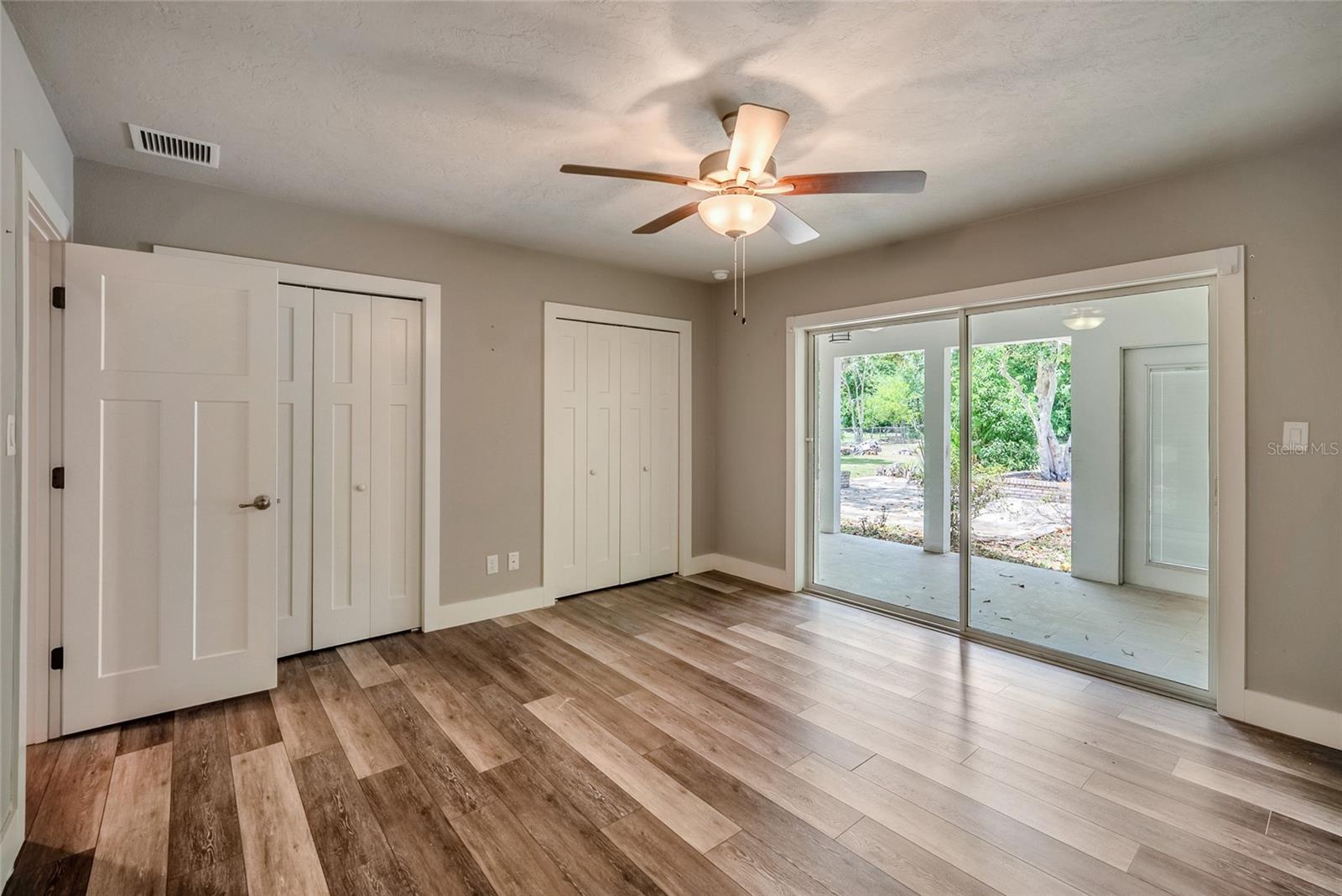 WOODFIELDS - Residential