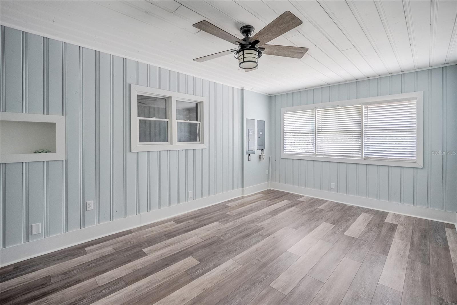 WOODFIELDS - Residential