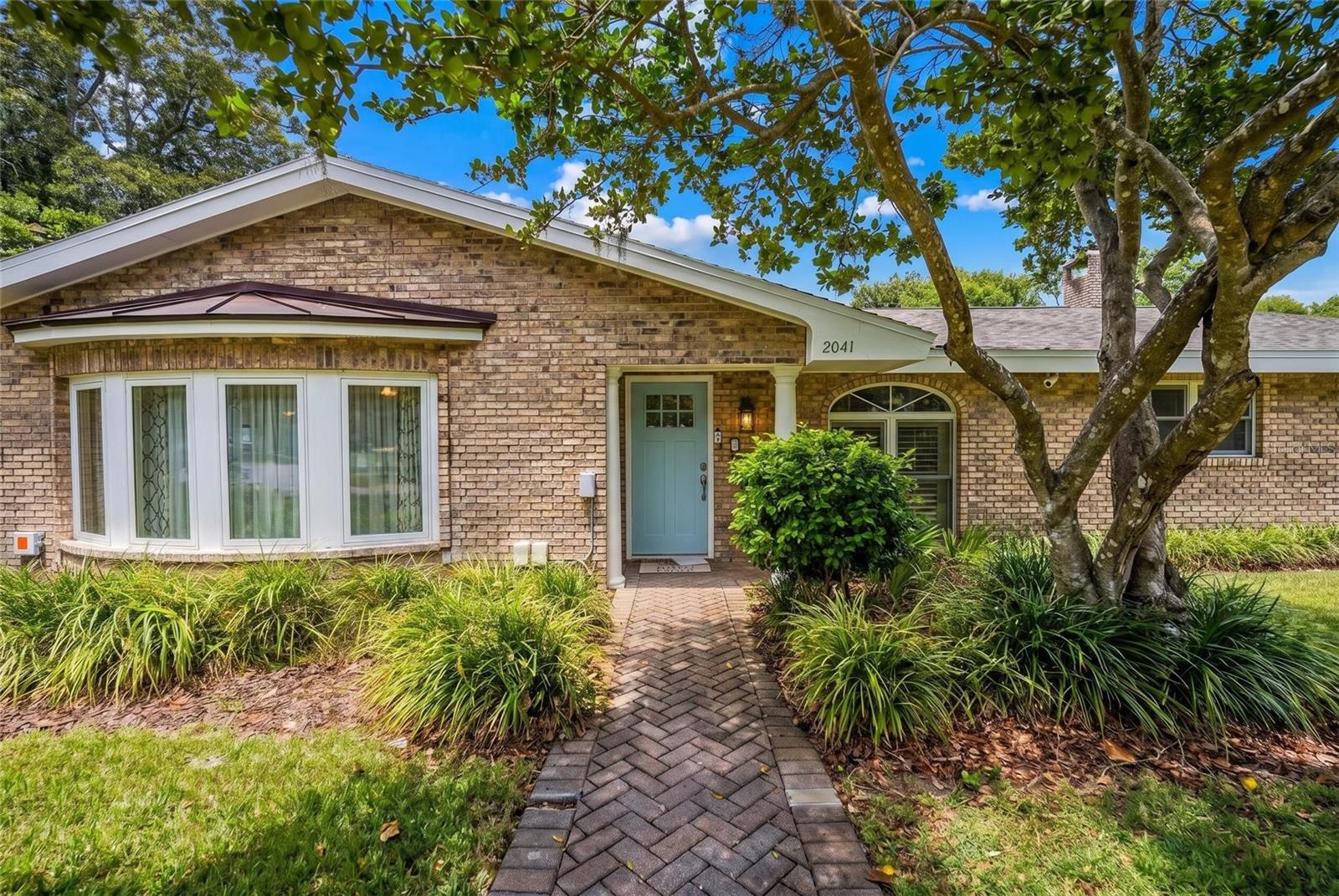 WOODFIELDS - Residential