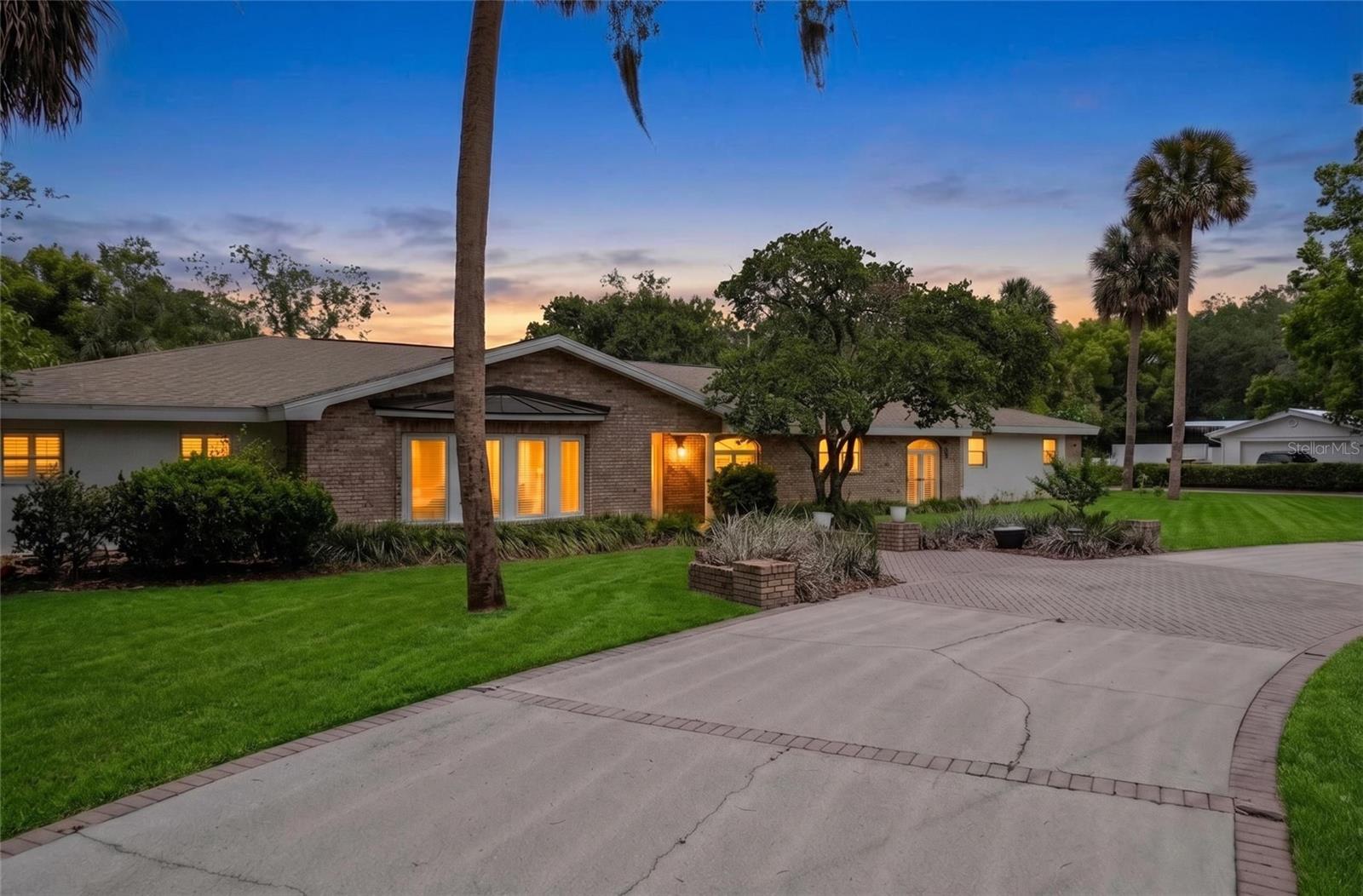 WOODFIELDS - Residential