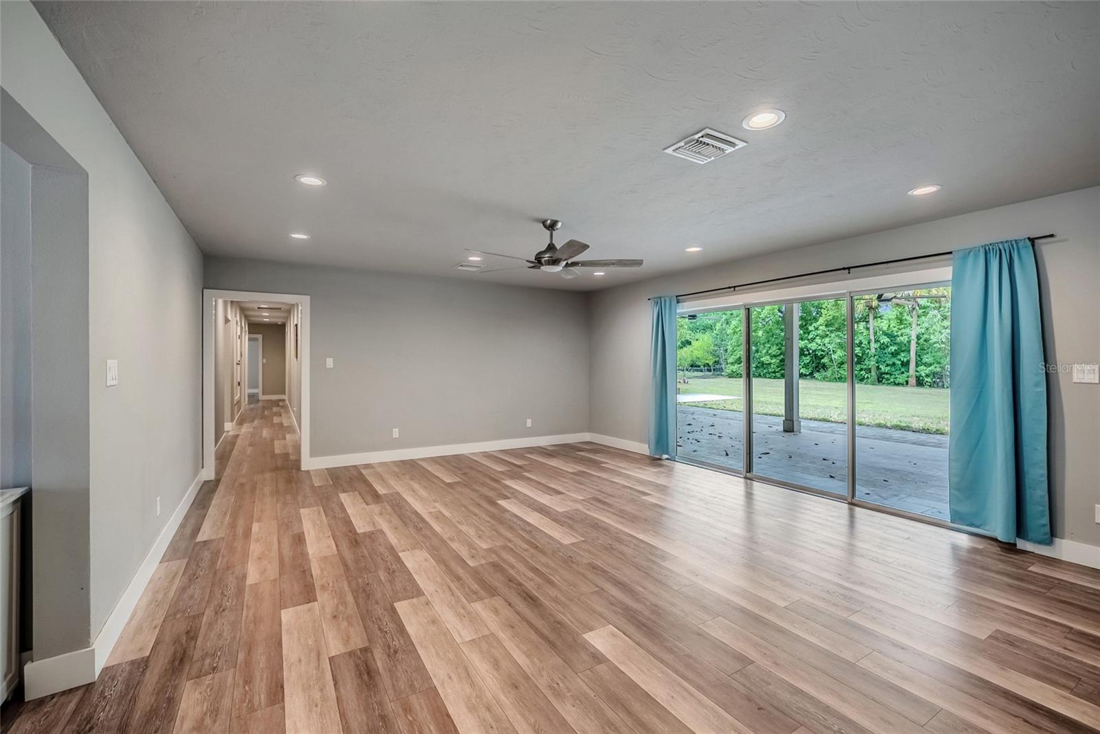 WOODFIELDS - Residential