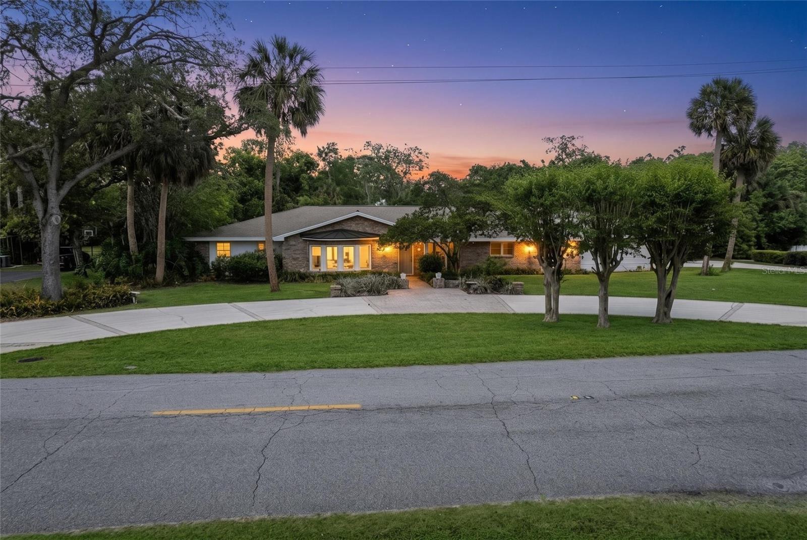 WOODFIELDS - Residential