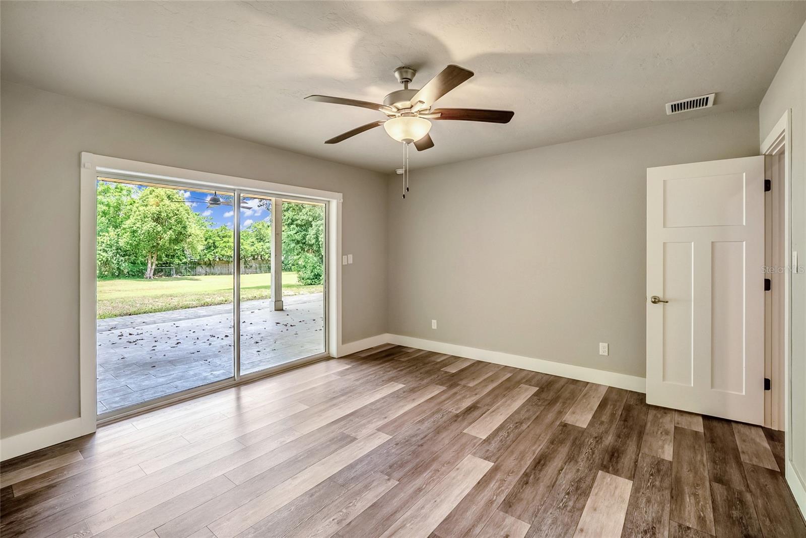 WOODFIELDS - Residential